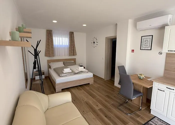 Varazsvilag Vendeghaz 3* Olaszfalu